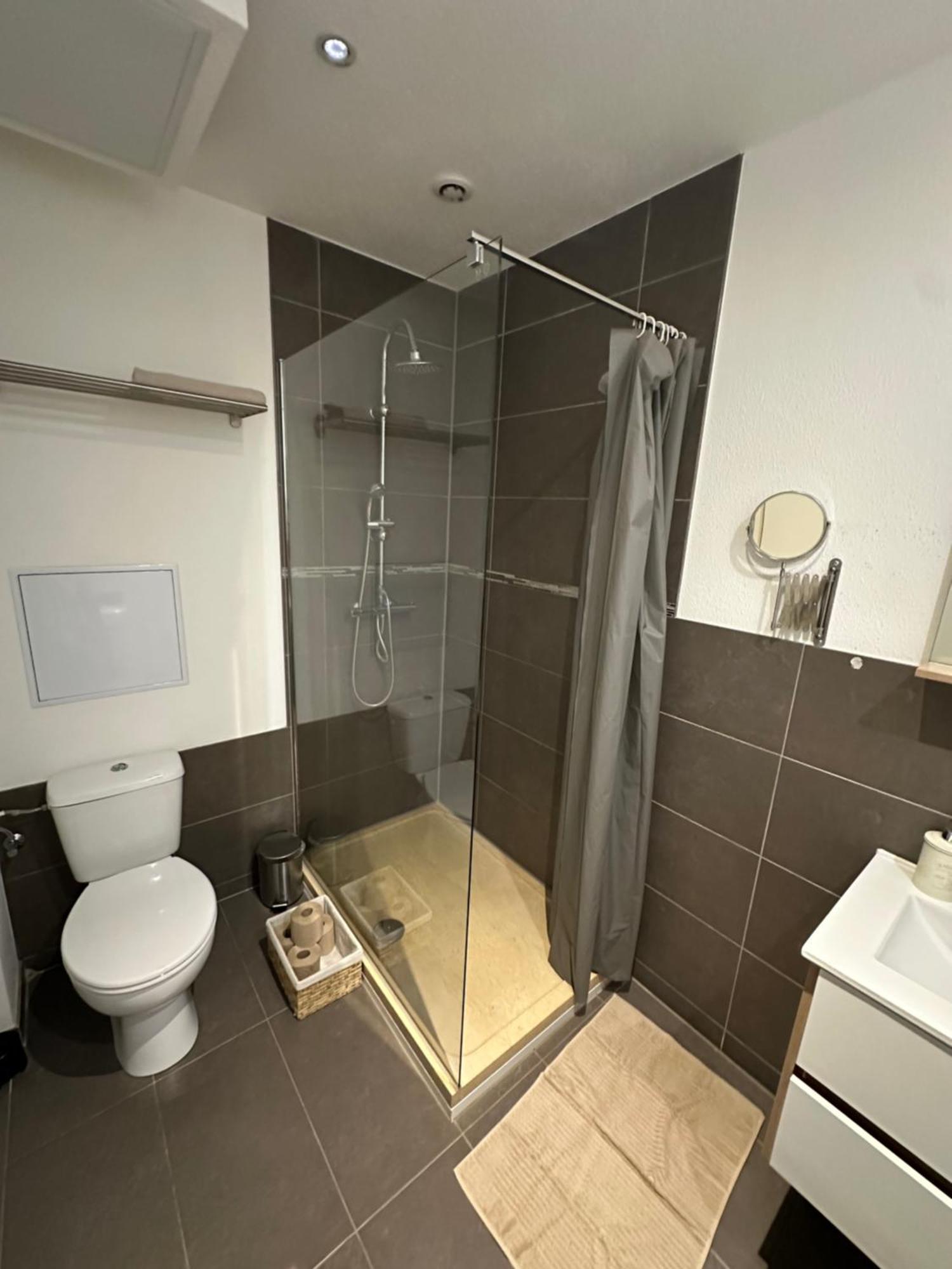 # Le 2 # Tres Beau T3 1Er Etage Tout Confort, Neuf, Mulhouse Centre المظهر الخارجي الصورة